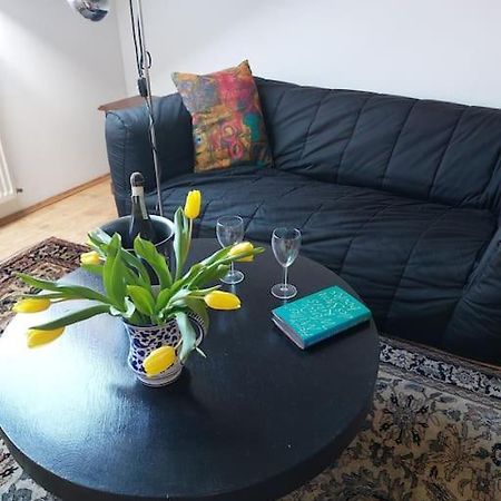 Zwei helle ruhige Zimmer im Dachgeschoss Kassel Exterior foto