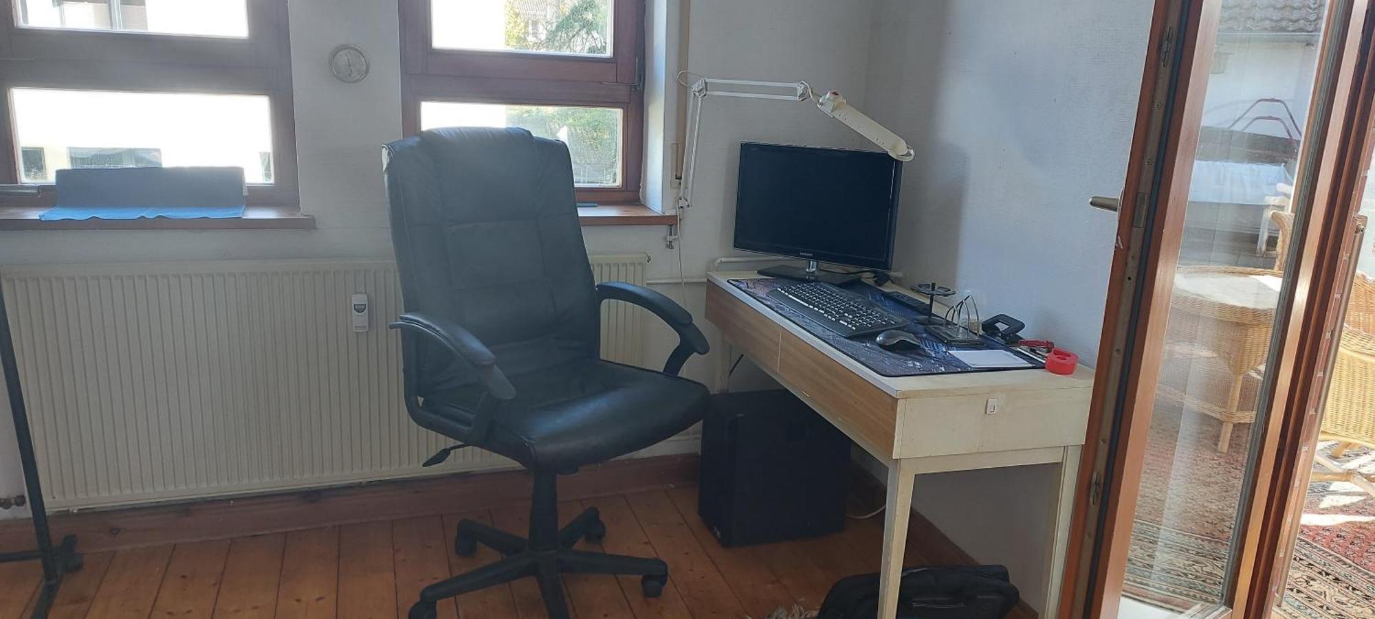 Zwei helle ruhige Zimmer im Dachgeschoss Kassel Exterior foto